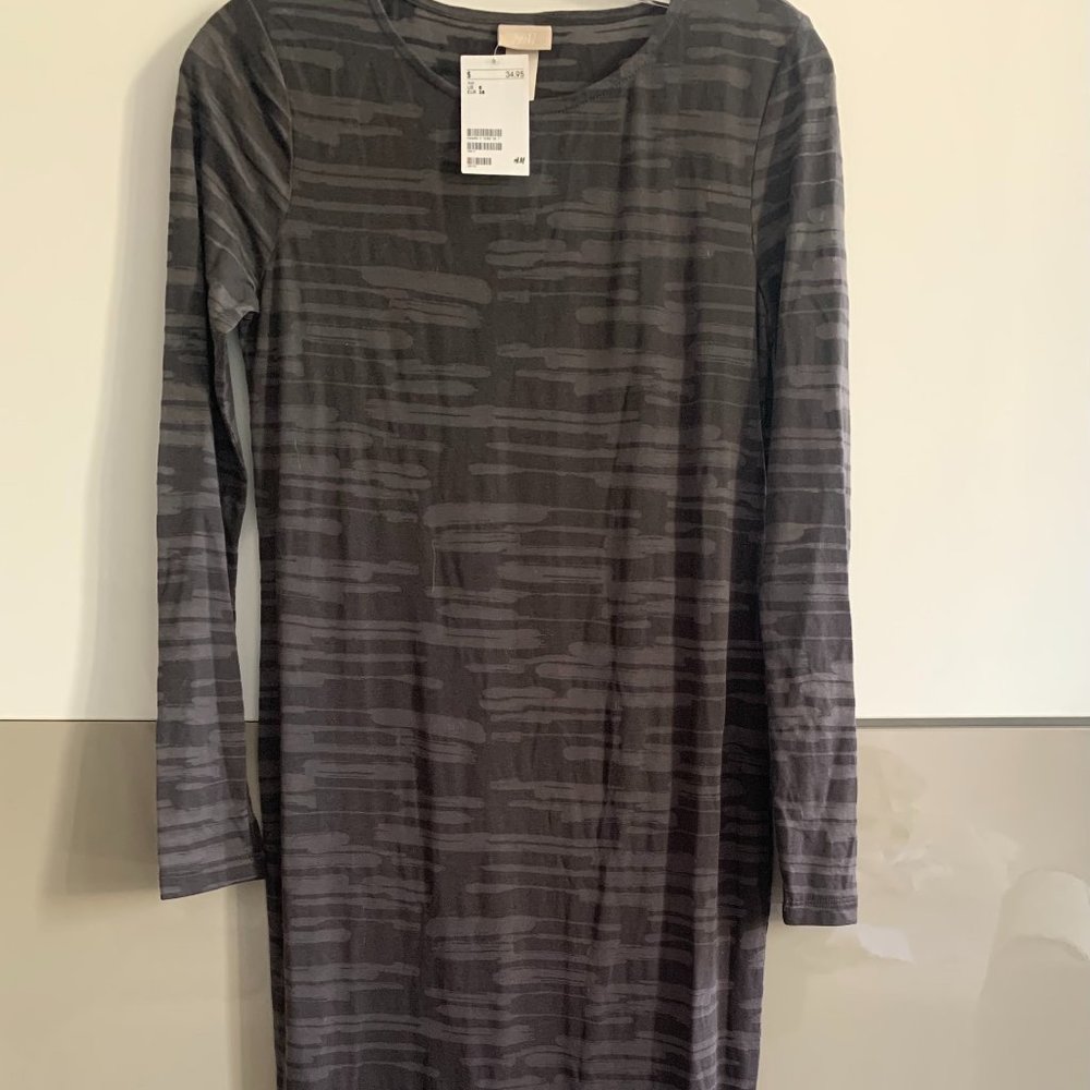 NWT H&M 3/4 SLEEVE MAXI DRESS